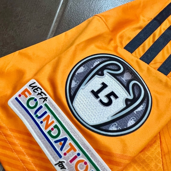 Real Madrid Mbappe Soccer away Jersey - Size 2XL Men Fan Version - Picture 4 of 6